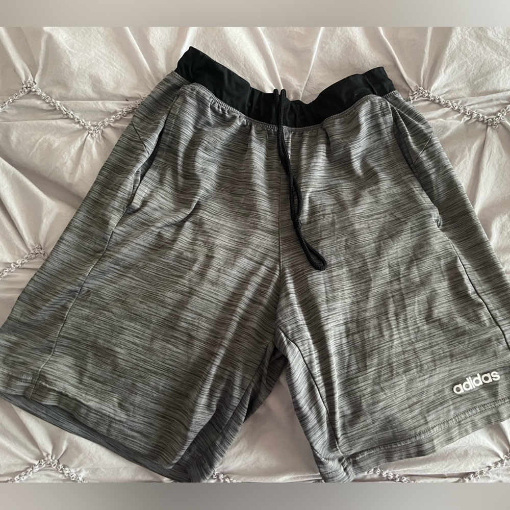 Adidas Mens SMALL
athletic shorts 
Climalite